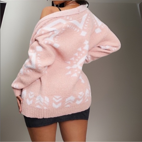 Unique Plush Knitted Pink/White Thick Cardigan W/Boho Decor Ribbed Cuffs & Trim - Picture 5 of 8
